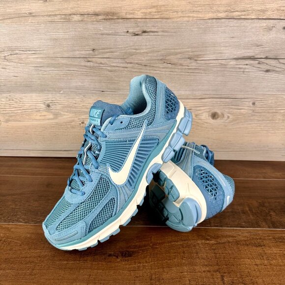 Nike Zoom Vomero 5 Mens Size 11 Denim Turquoise Smokey Blue HF1553 400 - Picture 1 of 8